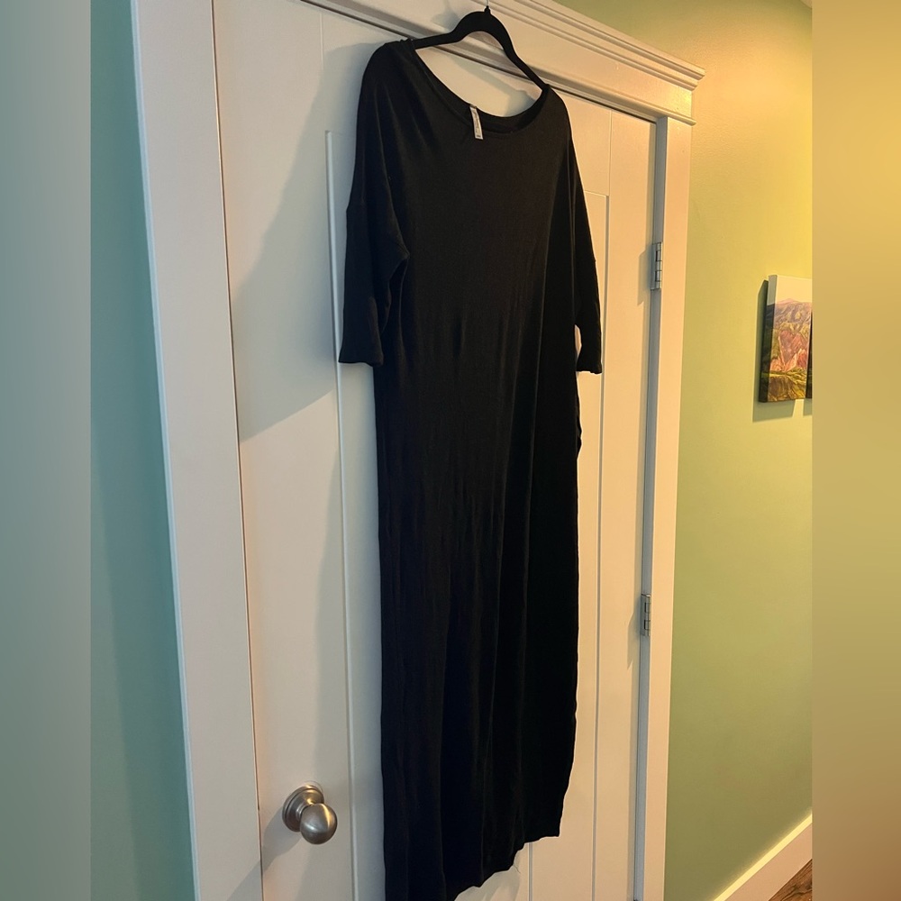 Gilmour Black High Slit Tunic Dress - Made in Canada